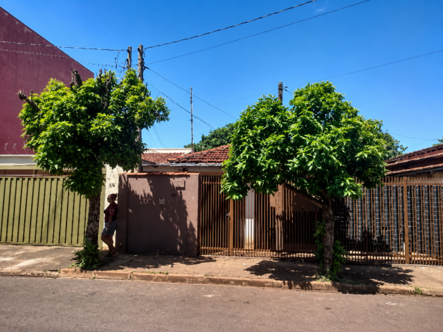 3 casas, 435,00m², vila vitória, guará/sp