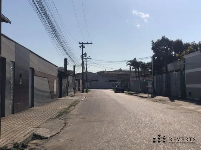 Casa em Feira de Santana/BA — Tomba