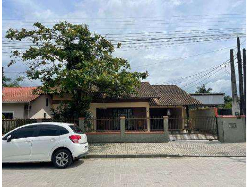 Casa à venda em leilão
