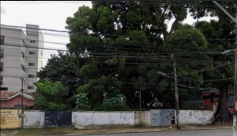 Terreno murado com área de 1.878,80m², situado na rua do bom pastor, n. 312, iputinga, recife/pe.