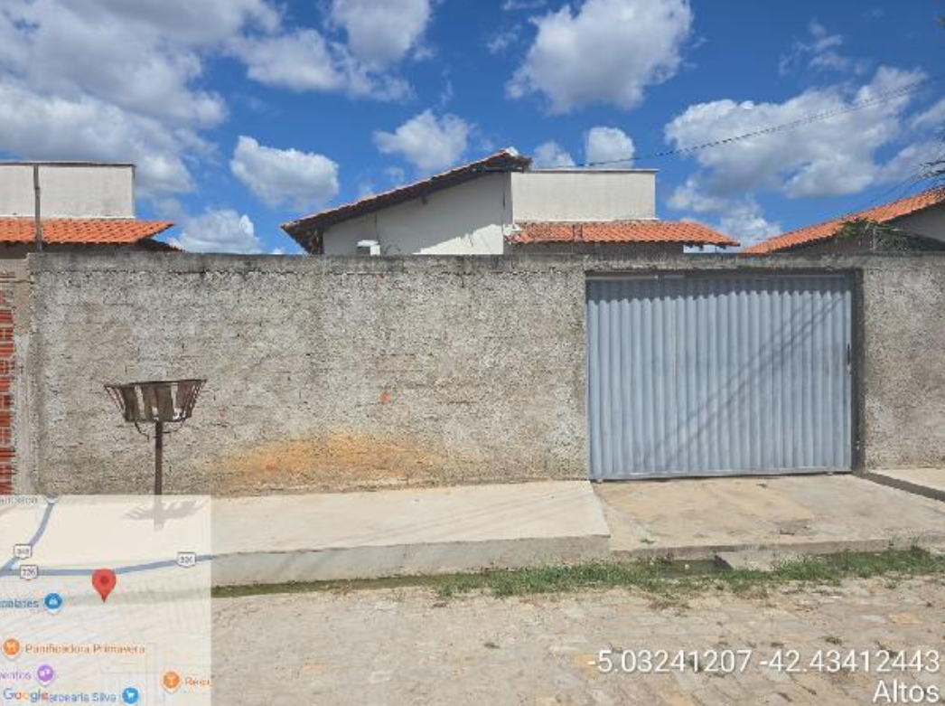 Casa - 52,63m² de área privativa, 250m² de área do terreno, com vaga de garagem - altos/pi
