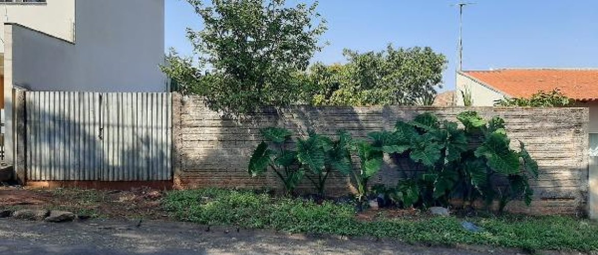TERRENO DE LEILÃO DA CAIXA, NO BAIRRO VILA BERNARDES, NA CIDADE ARAPONGAS, NO ESTADO PR