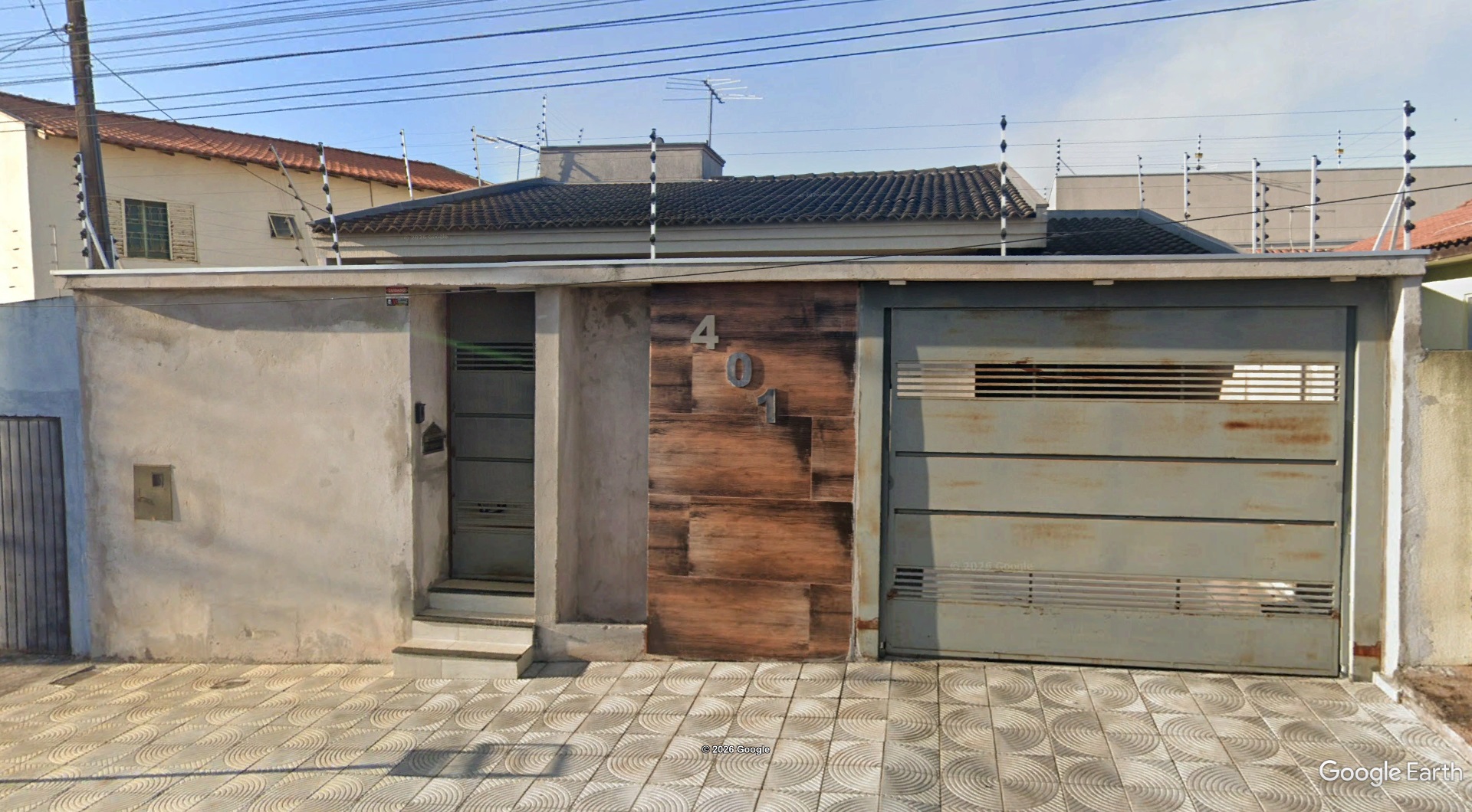 LOTE 10.1 - Direitos - Imóvel c/ 200m² no Jardim Dona Martinha em Arapongas/PR