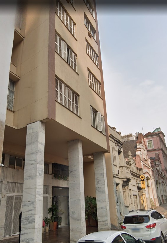 PORTO ALEGRE/RS - O APARTAMENTO Nº 504 DO EDIFÍCIO ANDES, SITO NA RUA JERÔNIMO COELHO, Nº 59 NO BAIRRO CENTRO.