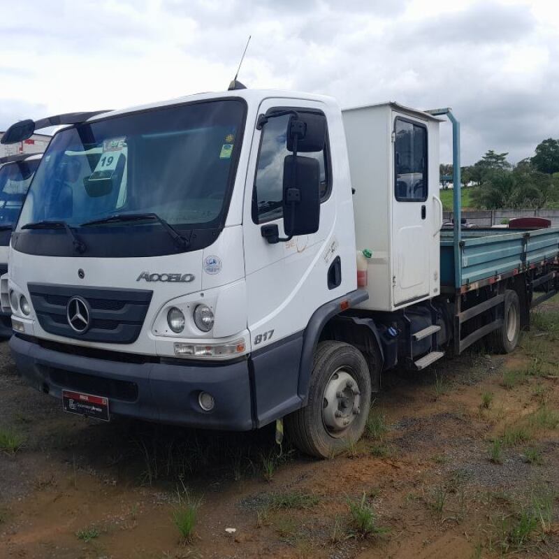 LOTE 019