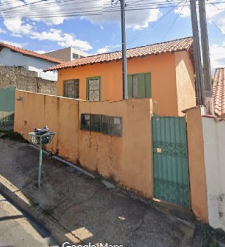 UM IMÓVEL RESIDENCIAL EM BRAGANÇA PAULISTA/SP - Lance Inicial: R$380.000,00- Avaliação: R$400.000,00