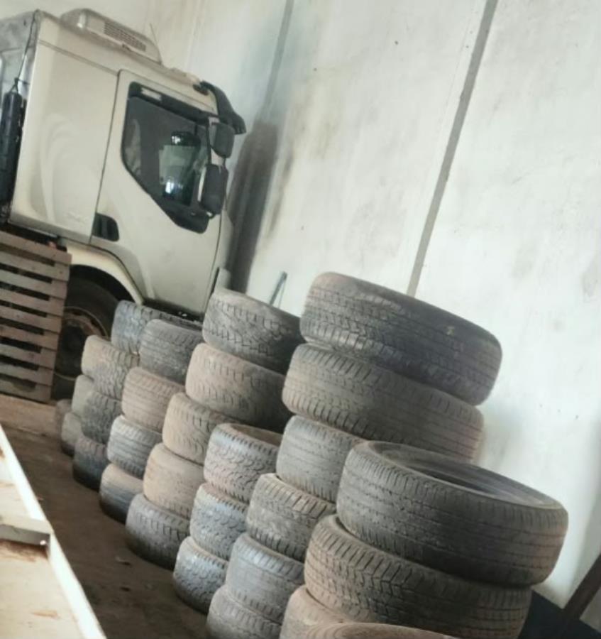 30 PNEUS USADOS 265/60 R18