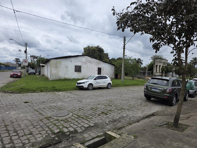 Lote 1101 imóvel com 705m2 na avenida gabriel de lara, paranaguá/pr