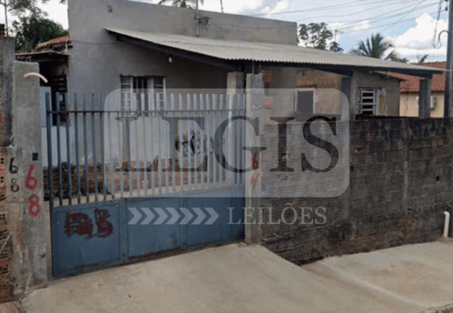 Junqueirópolis-sp/imóveis - imóvel residencial com a.t 495,00m²