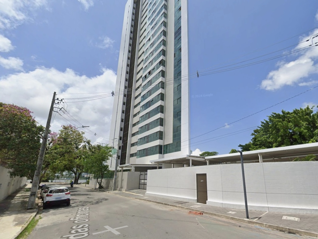 50% abaixo na 2ª praça Apartamento, 268m², 4 suítes, 4 vagas, 19º andar, Pina, Recife/PE R$ 3.000.00