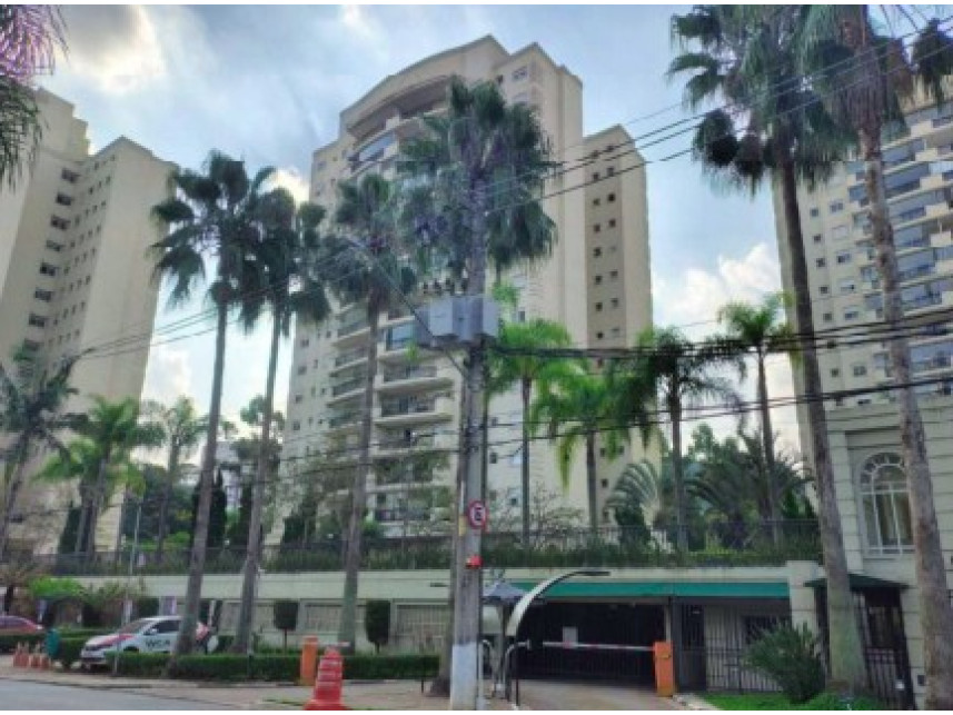 Apartamento à venda em leilão
