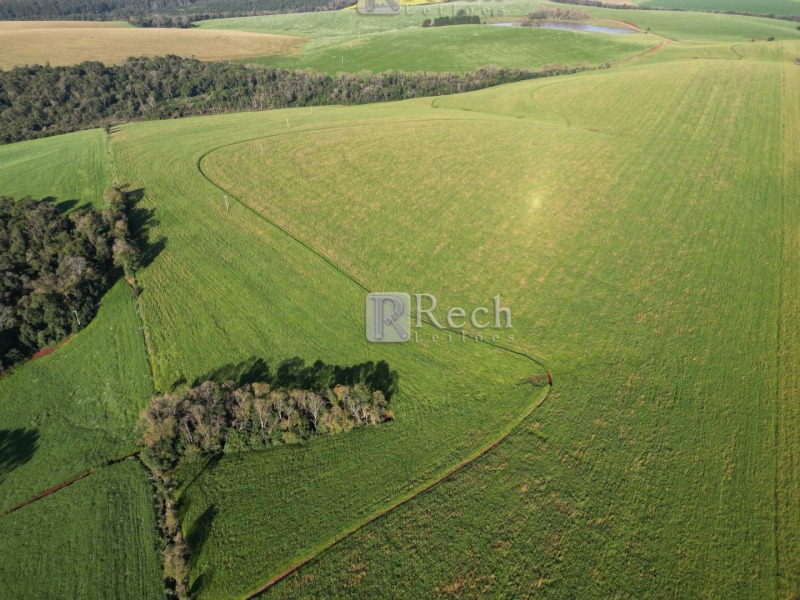 Uma parte de terras rurais, com área de 303.629,60m²