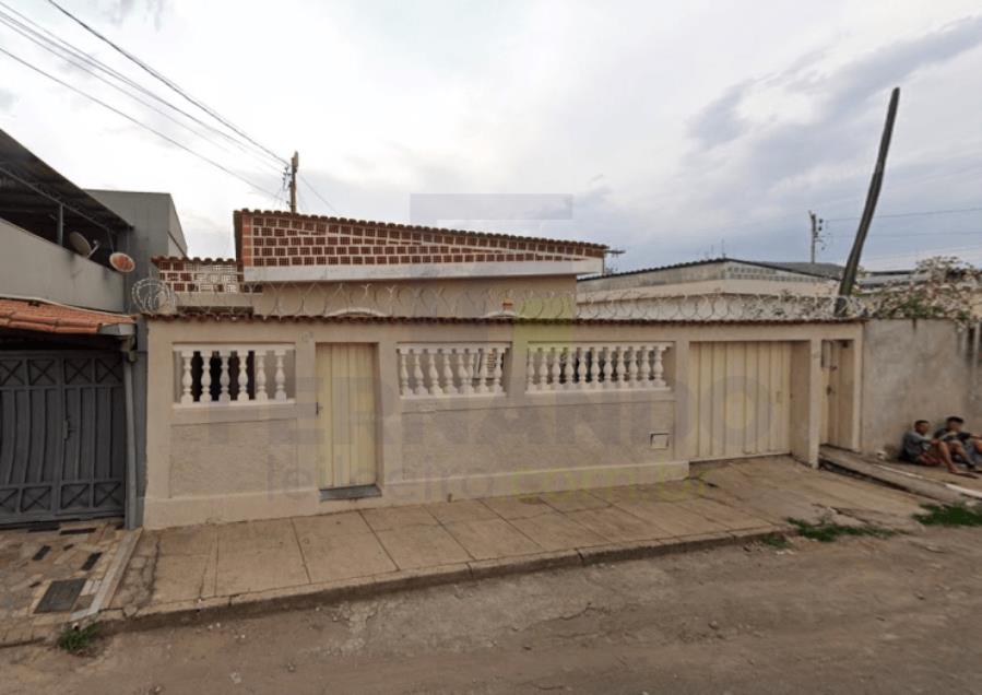 Itaúna/mg - [fração ideal de 2% sobre] lote de terreno área total de 360m² no bairro vila tavares. |