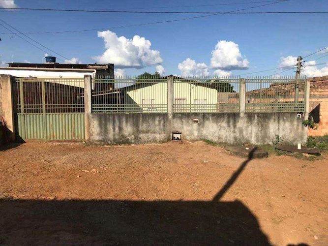 Casa à venda na Rua 123 - Luziânia/GO Código: 02.26368