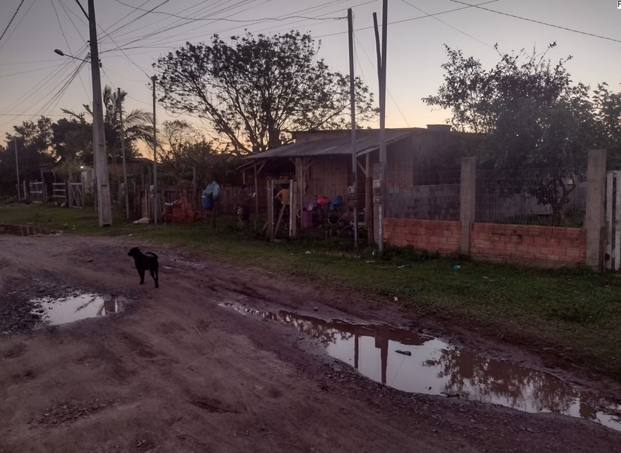 Terreno de 300 m² com casa na Praia de Capão Novo – Capão da Canoa/RS