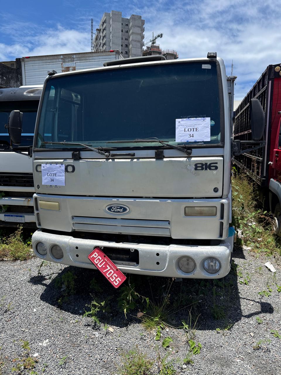 CAMINHAO FORD CARGO 816 S 2013 PGU7055,PRATA,CHASSI 9BFVEADS9DBS48921 / CONSTA ALIENAÇÃO FIDUCIÁRIA, A BAIXA É DE RESPONSABILIDADE DO ARREMATANTE.