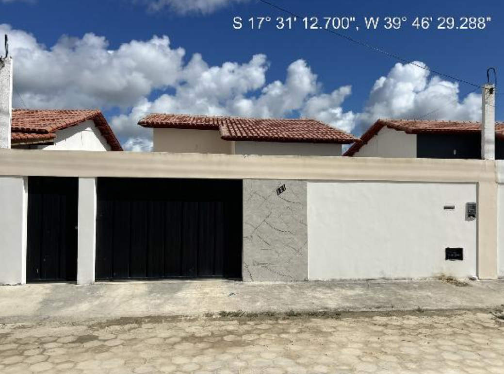 Casa - 83,6m² de área privativa, 200m² de área do terreno, com vaga de garagem - teixeira de freitas/ba