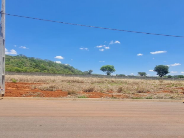 Lote A.T. 582,01 m² - Jd. Vitória, Vazante/MG Praça Única 08/09/2026 À vista