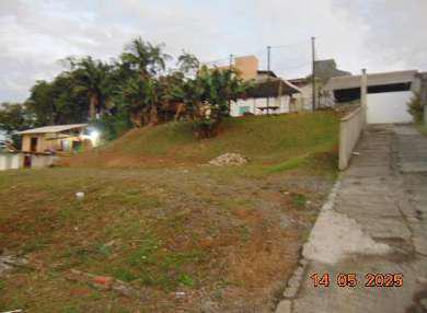 Imóvel situado na Rua Leopoldo Beninca, S/N - Bairro Vila Nova, Joinville /SC - Terreno com área de 511,12m², sem benfeitorias.