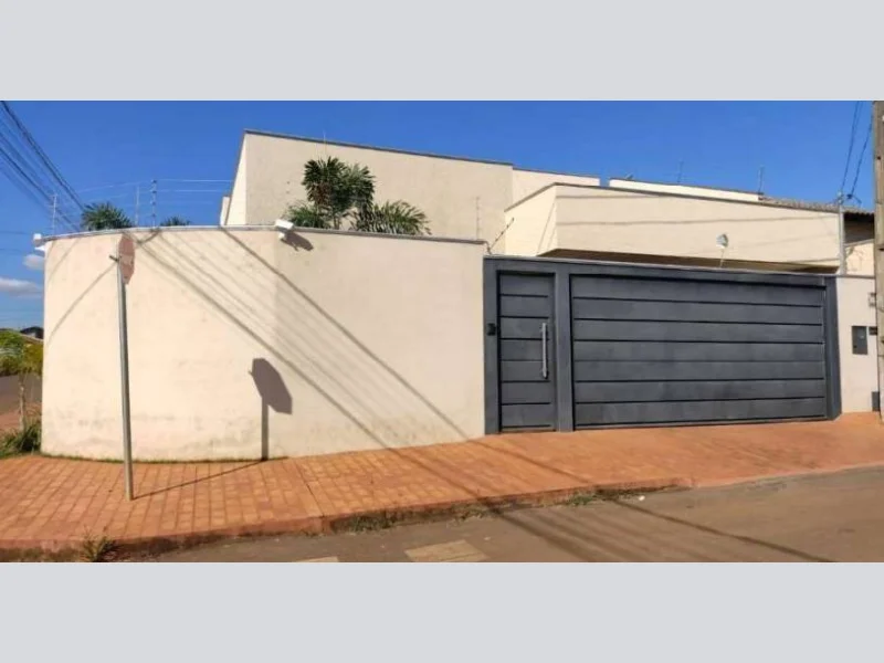 Quirinópolis go rua dez 15 quadra 41, lote 05, 01 vaga matrícula:21.703