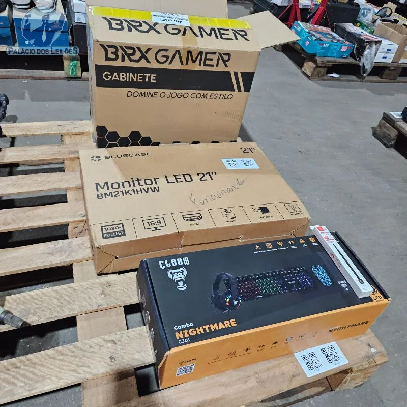 04 produtos de informática, sendo eles: 01 computador em gabinete BRX Gamer, com cabo de alimentação. 01 monitor LED Bluecase BM21K1HVW, 21 polegadas, Full HD,...