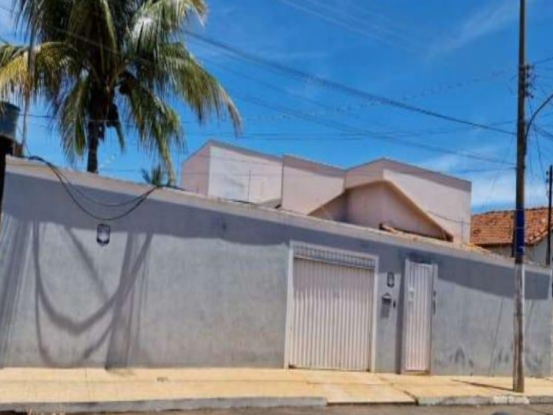 LOTES RESIDENCIAIS em Itabirinha/MG e CASA RESIDENCIAL em Aparecida do Taboado/MS - Lote 006 (ID 1564)