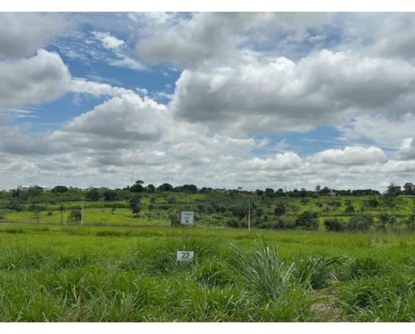 Sicoob - chácara 27, quadra 05, localizada na rua f, no chacreamento espelho d’água, em abaeté/mg, com área total de 1.000,00 m², matrícula nº 29.091 do cri de abaeté/mg.
