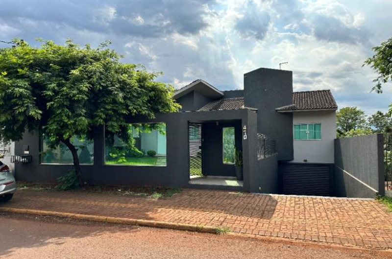 Imóveis Rurais e Urbanos - Lote 008 (ID 1781)