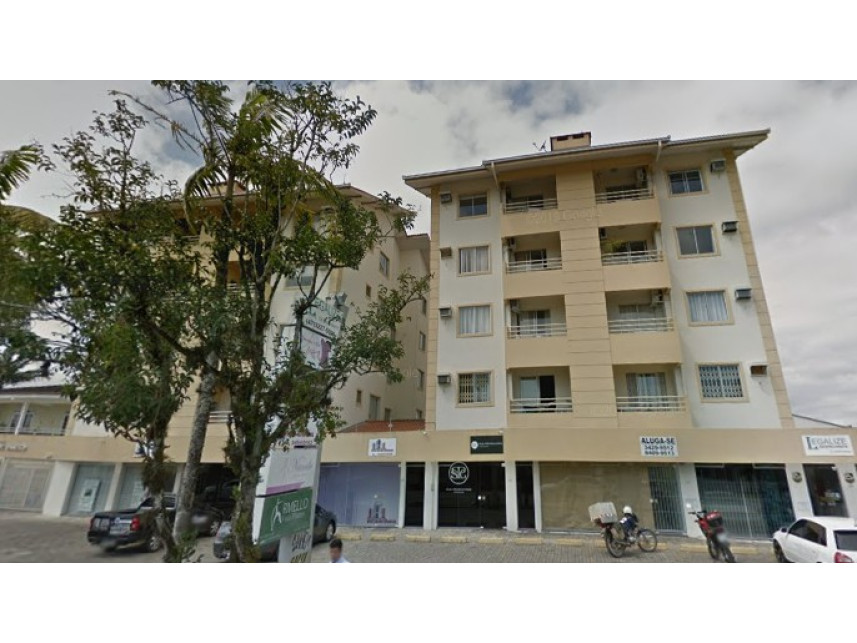 Apartamento à venda em leilão