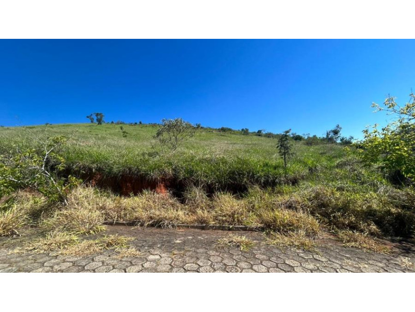 Terreno à venda em leilão