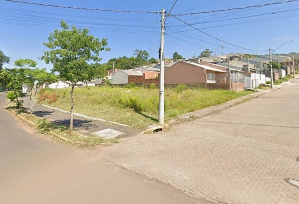 Um terreno com 232,75m² em campo bom