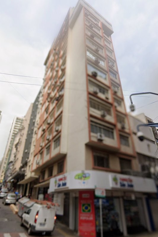 Apartamentos 301 e 302 (conjunto), com a área privativa de 96,99m², de frente para as ruas dos andradas e doutor flores, edifício pampa, centro histórico, em porto alegre/rs. matrícula nº 136007 do registro de imóveis da 1ª zona de porto alegre/rs.