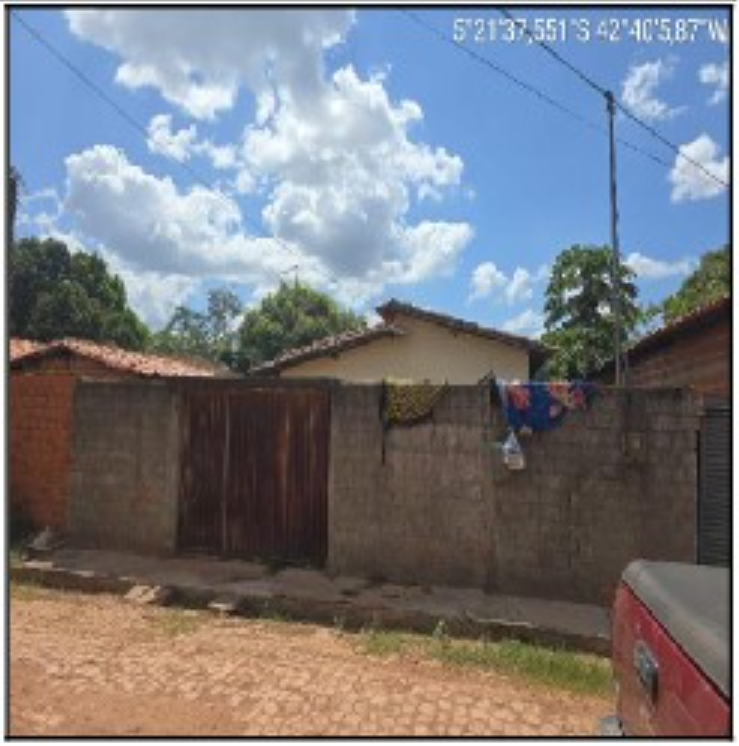 Casa - 59,35m² de área privativa, 156,56m² de área do terreno, com vaga de garagem - demerval lobao/pi