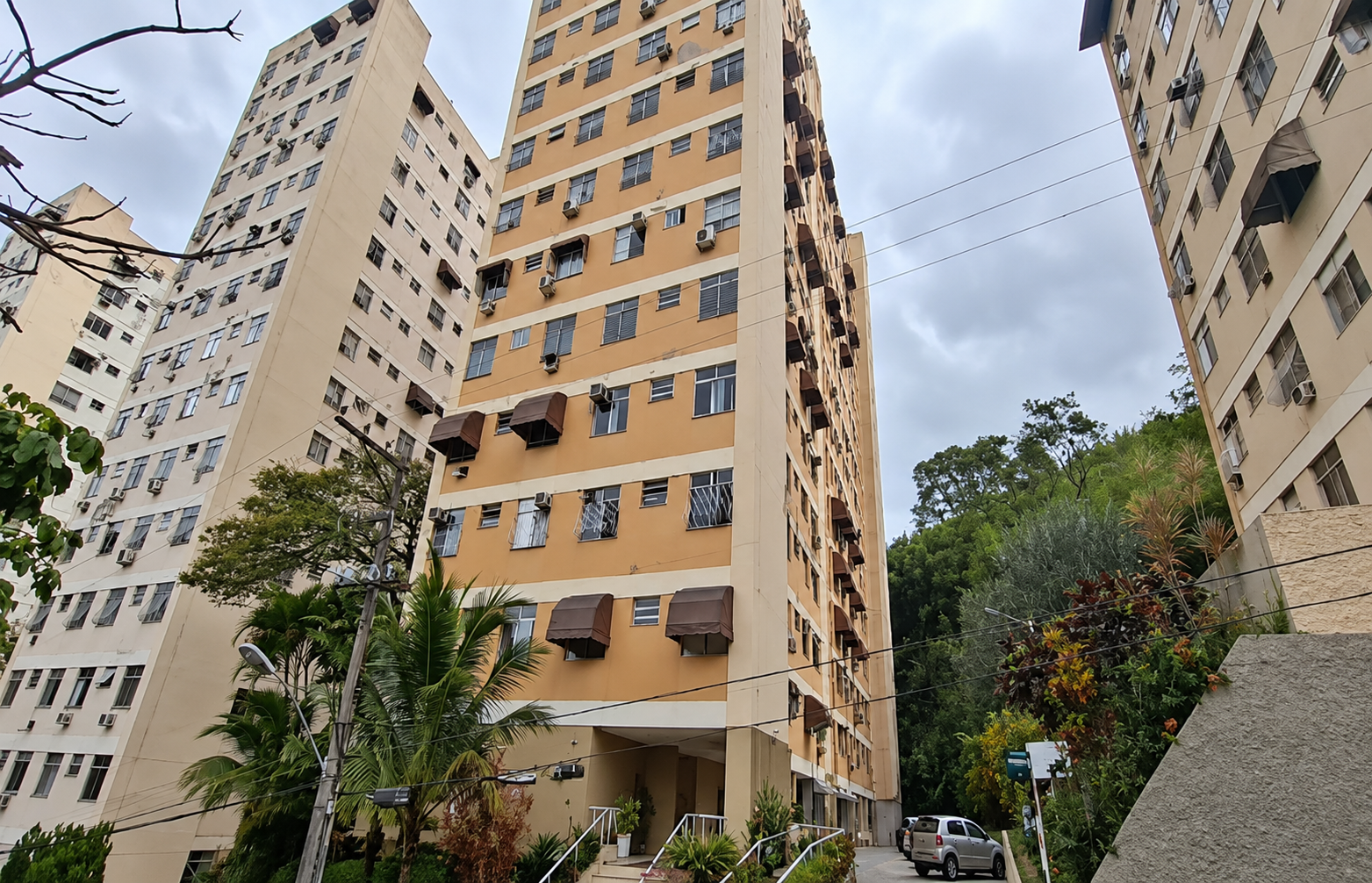 Lote 1: apartamento com 52,00 m² - santa rosa niterói rj