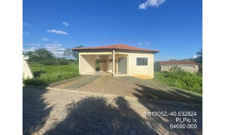 Lot pedra fincada i