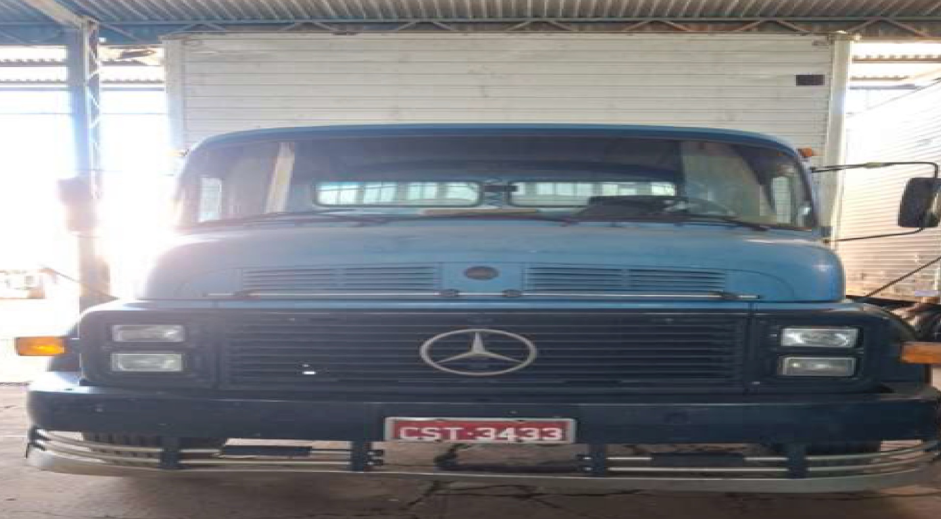 LOTE 1.1 - M. Benz L 1313, 83/84 em Arapongas/PR