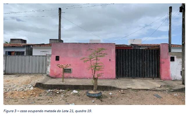 Lote de terreno situado sob o no. 21 da Quadra 19, no Loteamento Vale de Santa Rita I, no Município de Santa Rita/PB.
