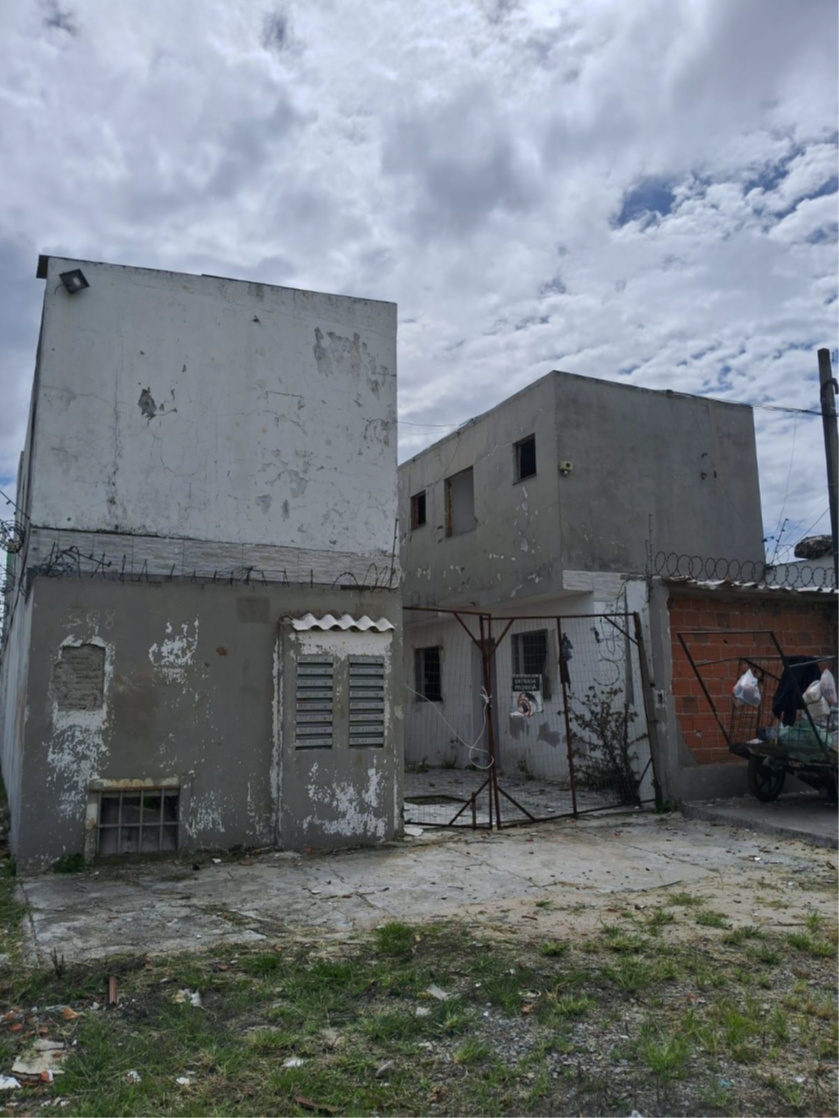 Pelotas/rs - prédio de alvenaria com 16 unidades habitacionais - bairro simões lopes