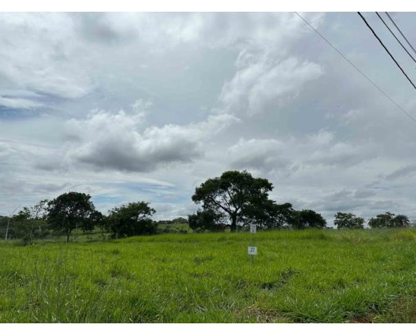 Sicoob - chácara 27, quadra 04, localizada na rua f, no chacreamento espelho d’água, em abaeté/mg, com área total de 1.000,00 m², matrícula nº 29.058 do cri de abaeté/mg.