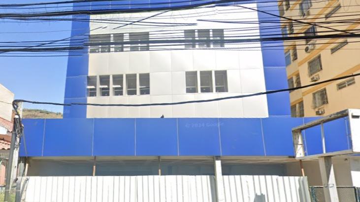 Prédio comercial 4 andares - terreno 1.400m² - santa rosa, niterói/rj. terreno e respectivas construções. pague em até 60 vezes.