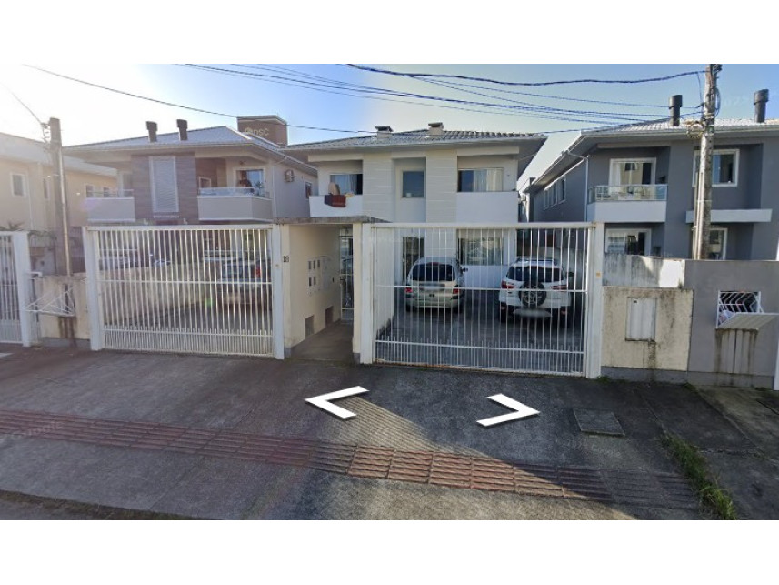 Apartamento à venda em leilão