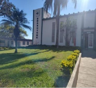 Prédio comercial, a.c. 2.444m², a.t. 4.520m²