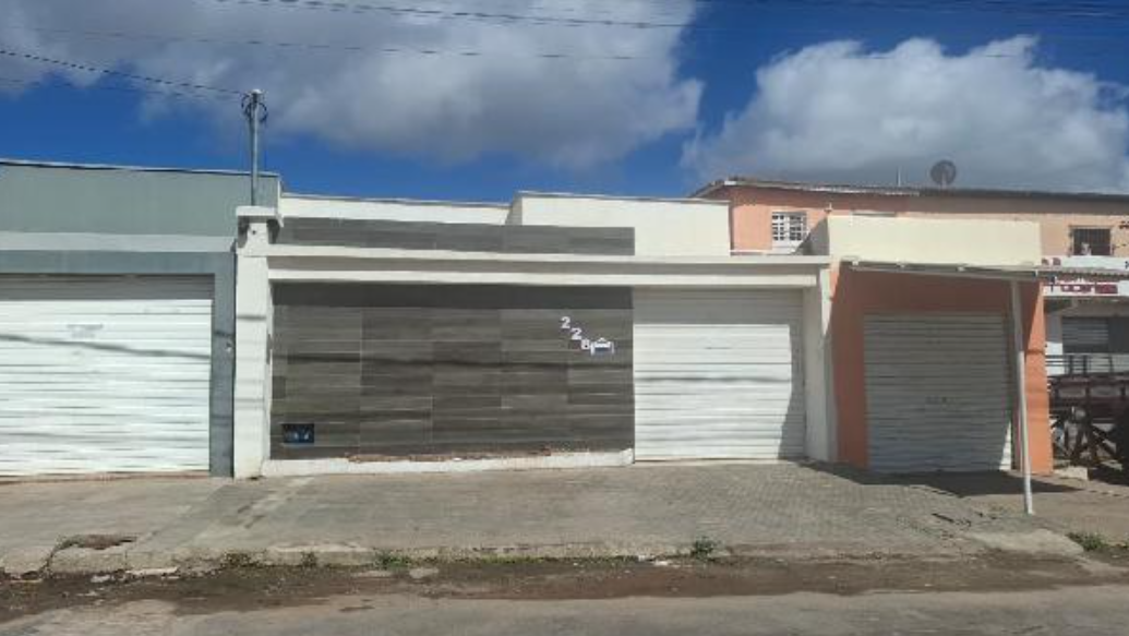 Casa - 109,69m² de área privativa, 150m² de área do terreno, com vaga de garagem - paulo afonso/ba