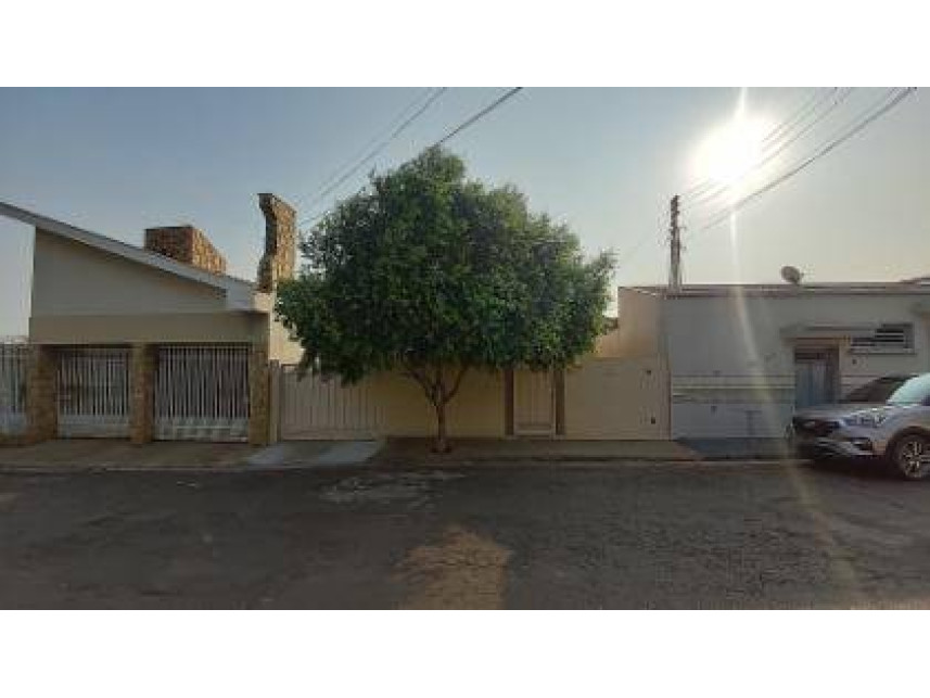Casa à venda em leilão