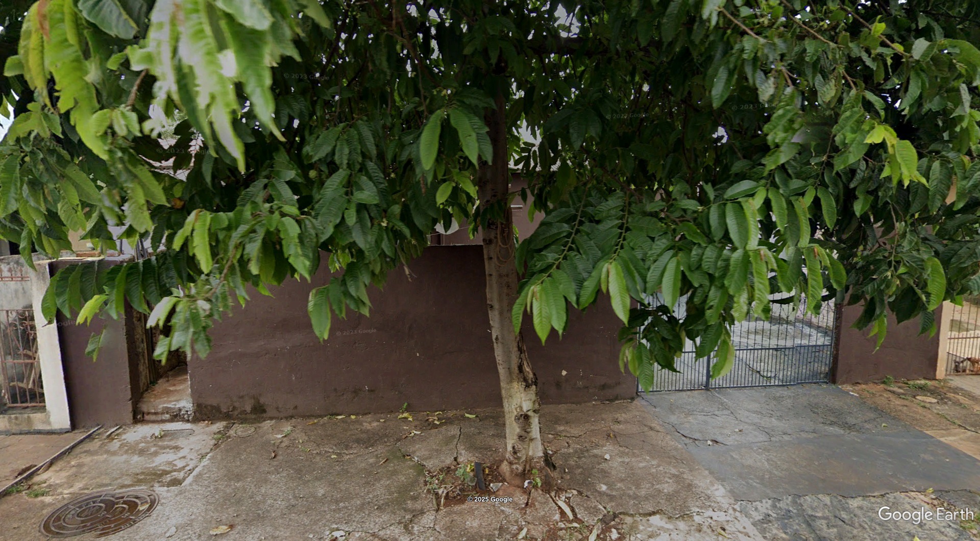 LOTE 8.1 - Imóvel c/ 200m² no Conj. Hab. Jose Mauricio Barroso em Londrina/PR