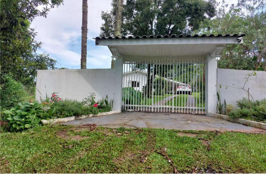 Casa com 200,00 m² de área construída em antonio olinto/pr