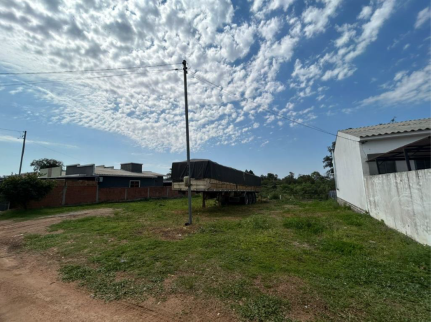 São gabriel/rs - terreno de 303,75m² na rua joão paulo i, bairro bela vista.