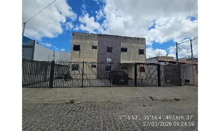 Cond res barros 58