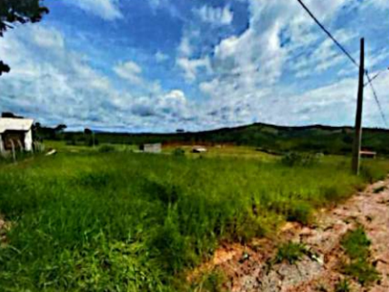 APARTAMENTO em Chapecó/SC - LOTES RESIDENCIAIS em Grajaú Maranhão - FAZENDA RURAL e LOTES RESIDENCIAIS em Minas Gerais - Lote 013 (ID 1718)