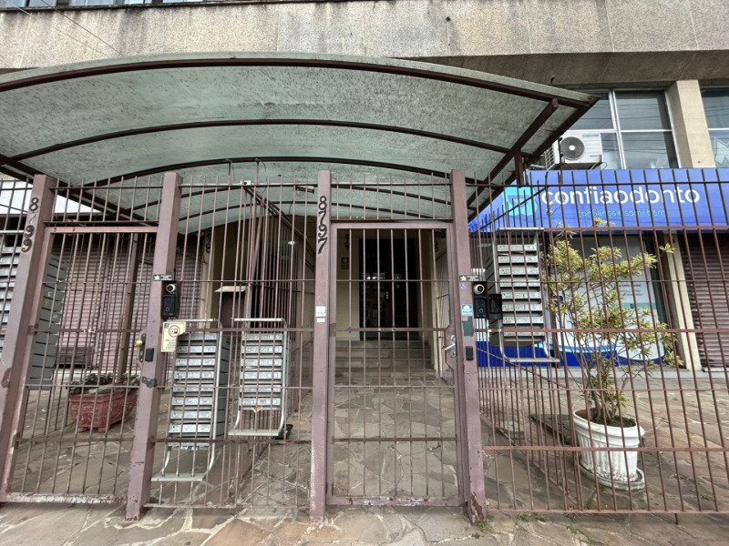 SALA NA AVENIDA IPIRANGA NO BAIRRO PARTENON - Lote 001 (ID 7991)